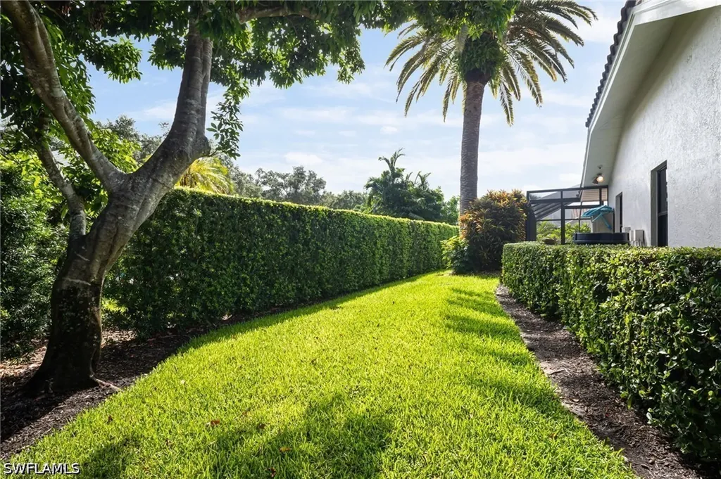 196 Monterey Drive Naples FL 34119