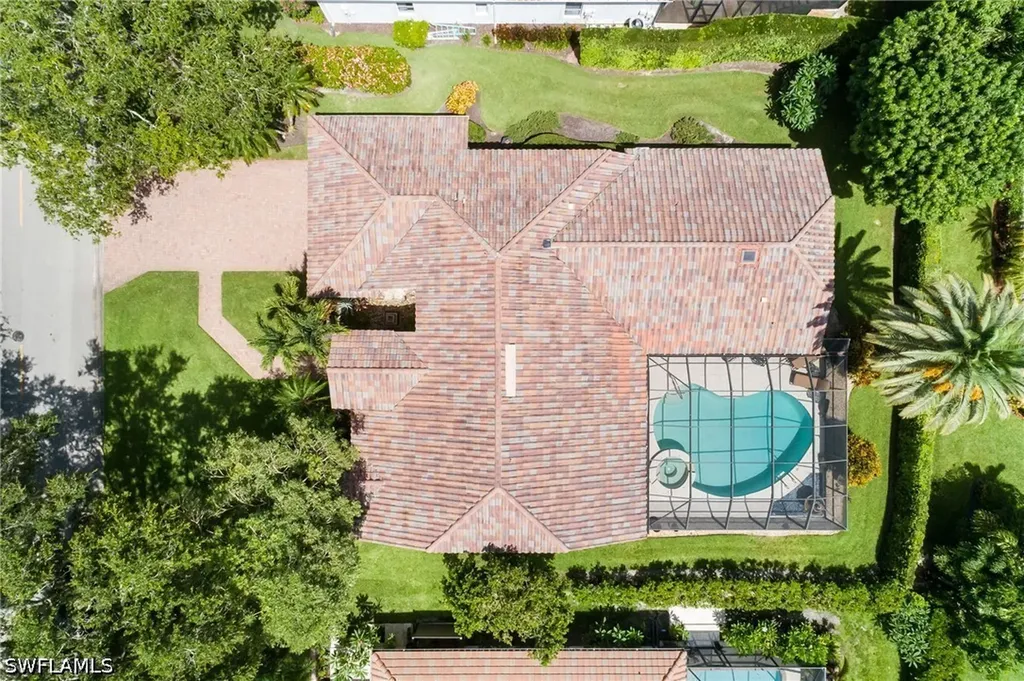 196 Monterey Drive Naples FL 34119
