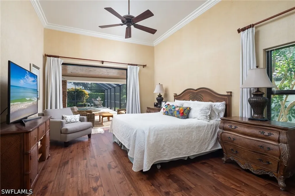 196 Monterey Drive Naples FL 34119