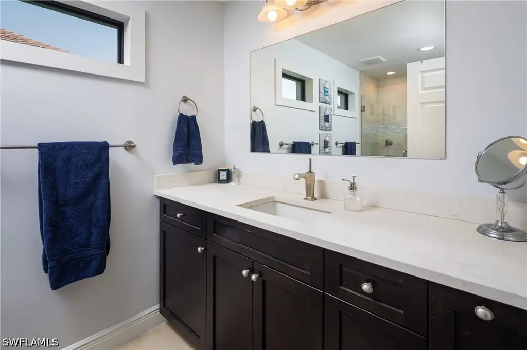 196 Monterey Drive Naples FL 34119