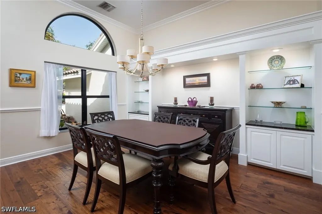 196 Monterey Drive Naples FL 34119