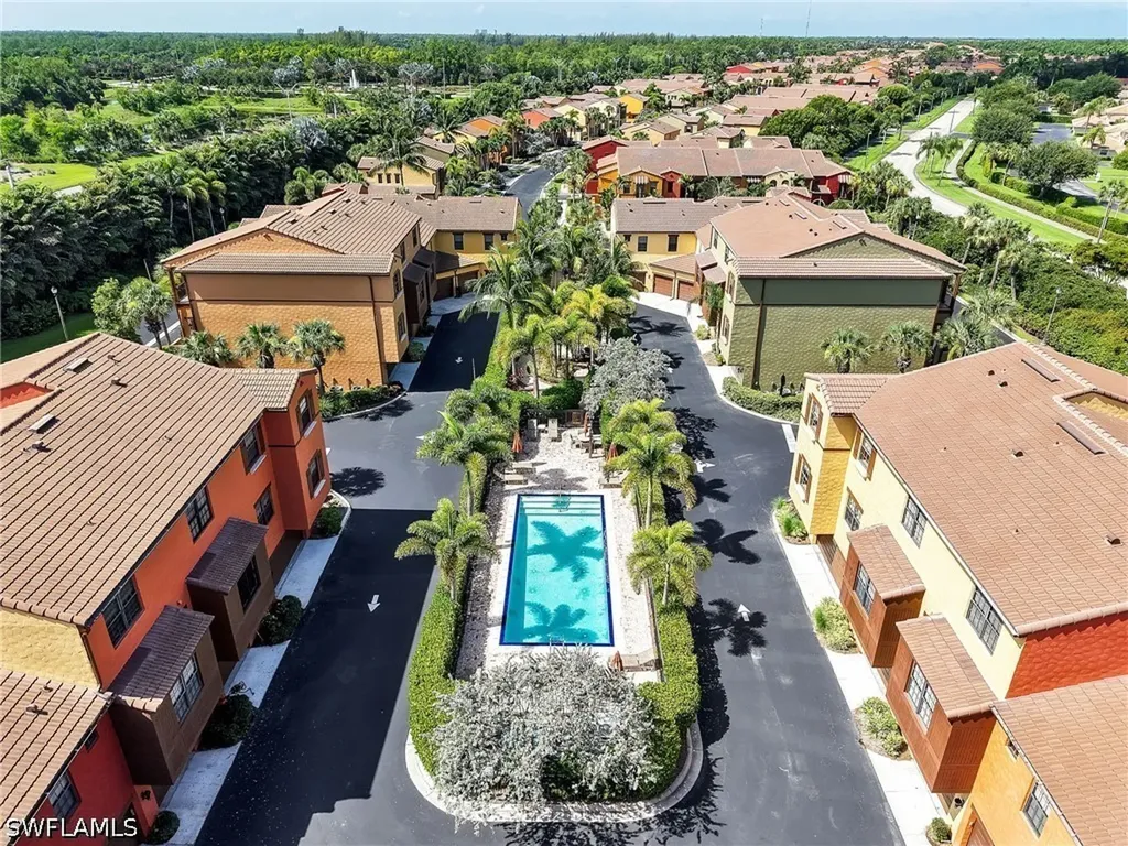 9012 Alturas Street Naples FL 34113