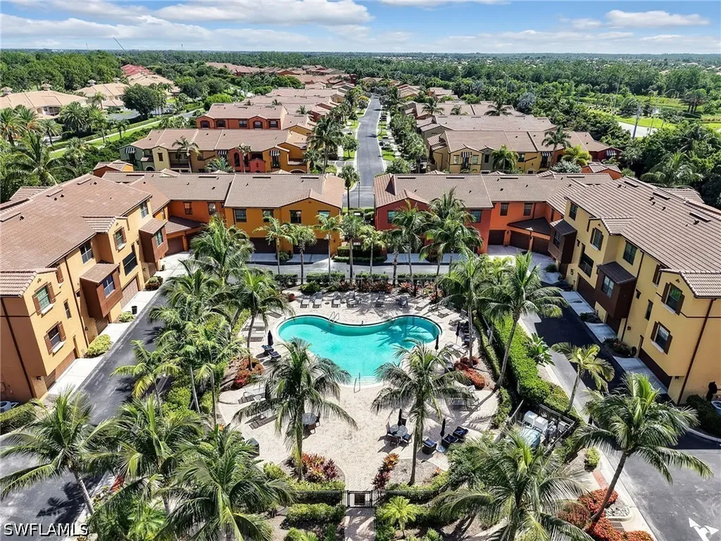 9012 Alturas Street Naples FL 34113
