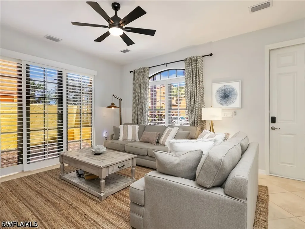 9012 Alturas Street Naples FL 34113