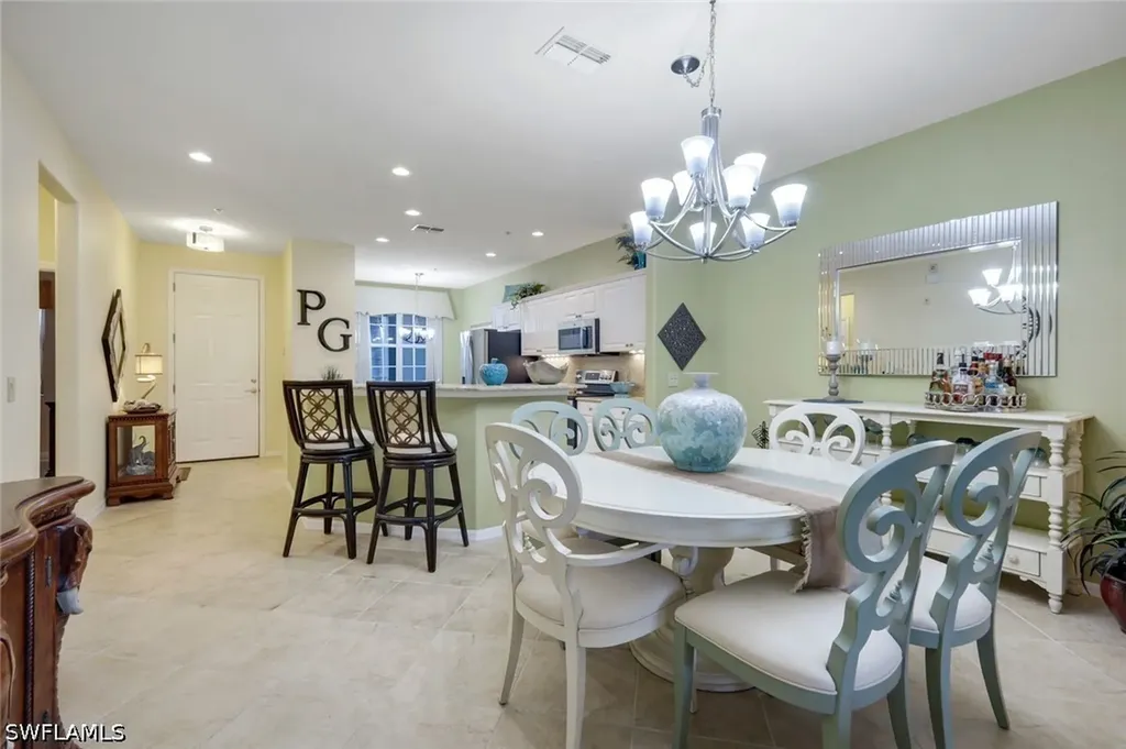 4864 Hampshire Court Naples FL 34112