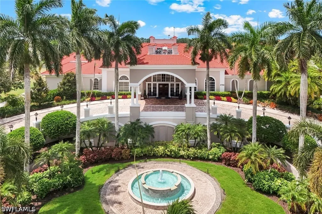 4864 Hampshire Court Naples FL 34112