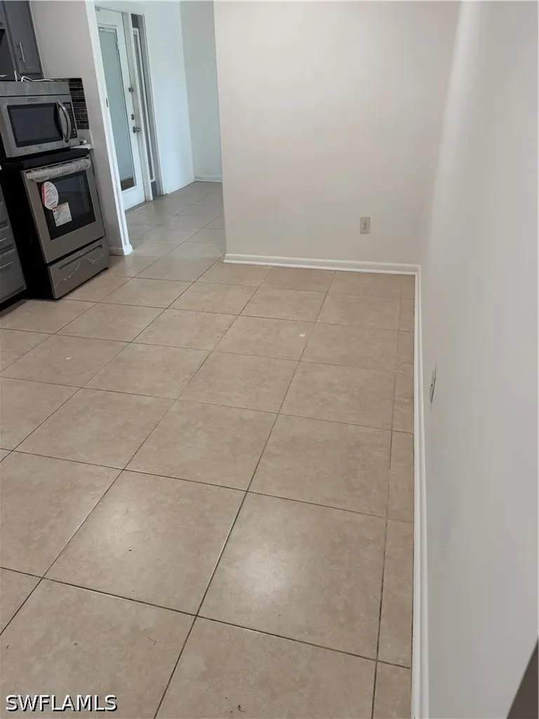 2496 42nd Street SW Naples FL 34116