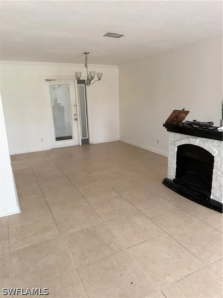 2496 42nd Street SW Naples FL 34116