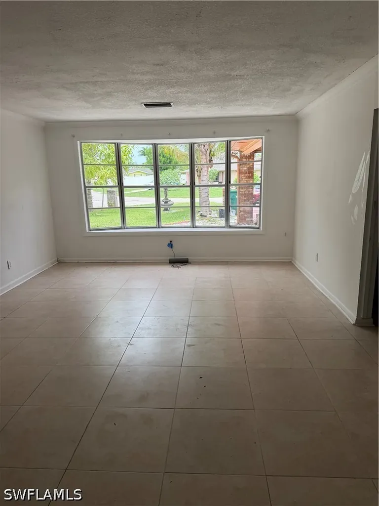 2496 42nd Street SW Naples FL 34116