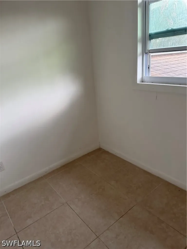 2496 42nd Street SW Naples FL 34116