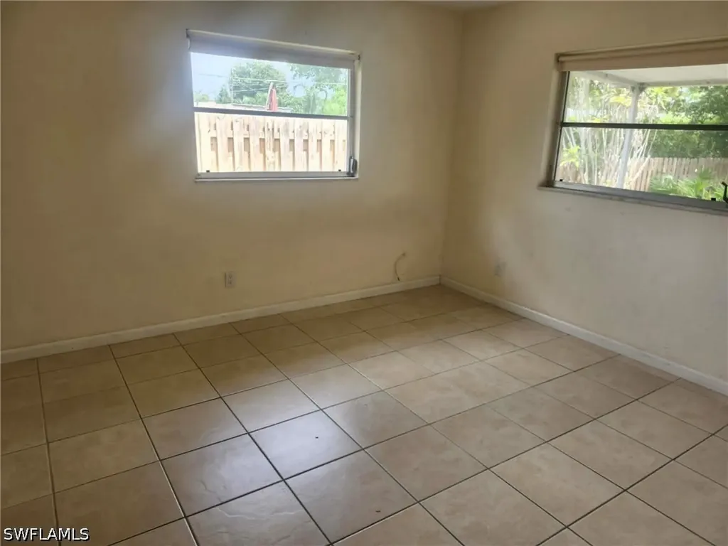 804 92nd Avenue N Naples FL 34108