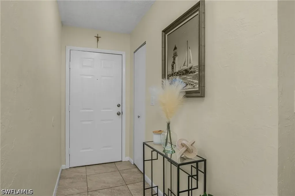 4112 SE 19th Place Cape Coral FL 33904
