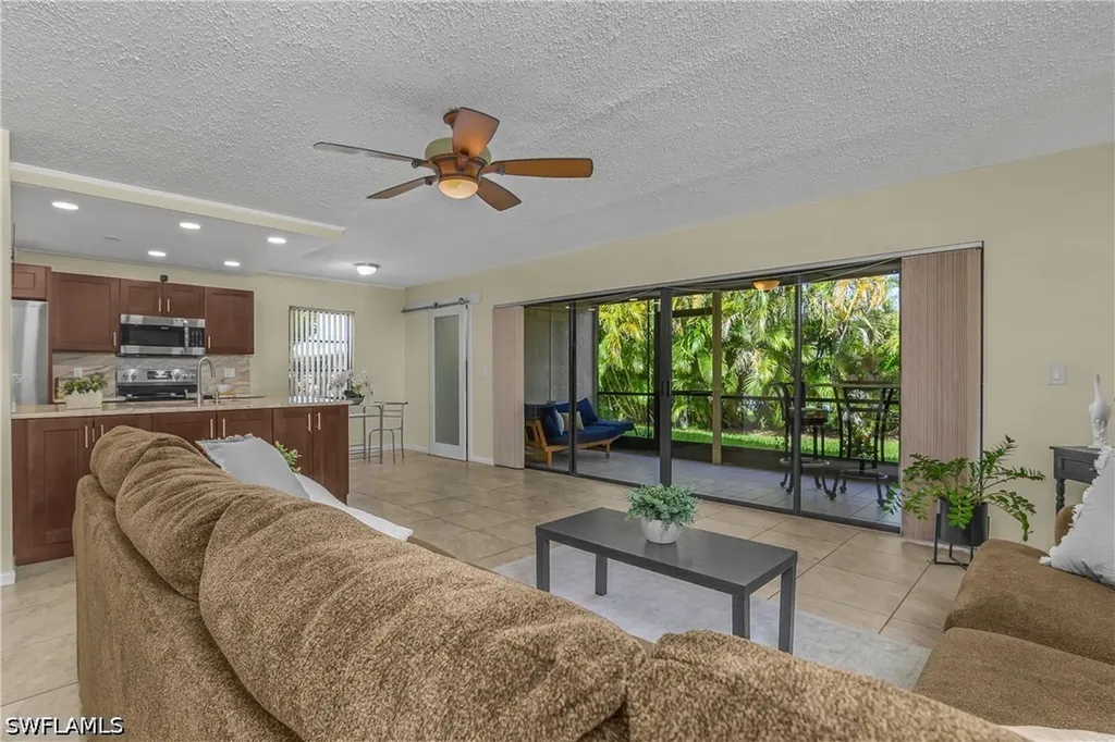 4112 SE 19th Place Cape Coral FL 33904