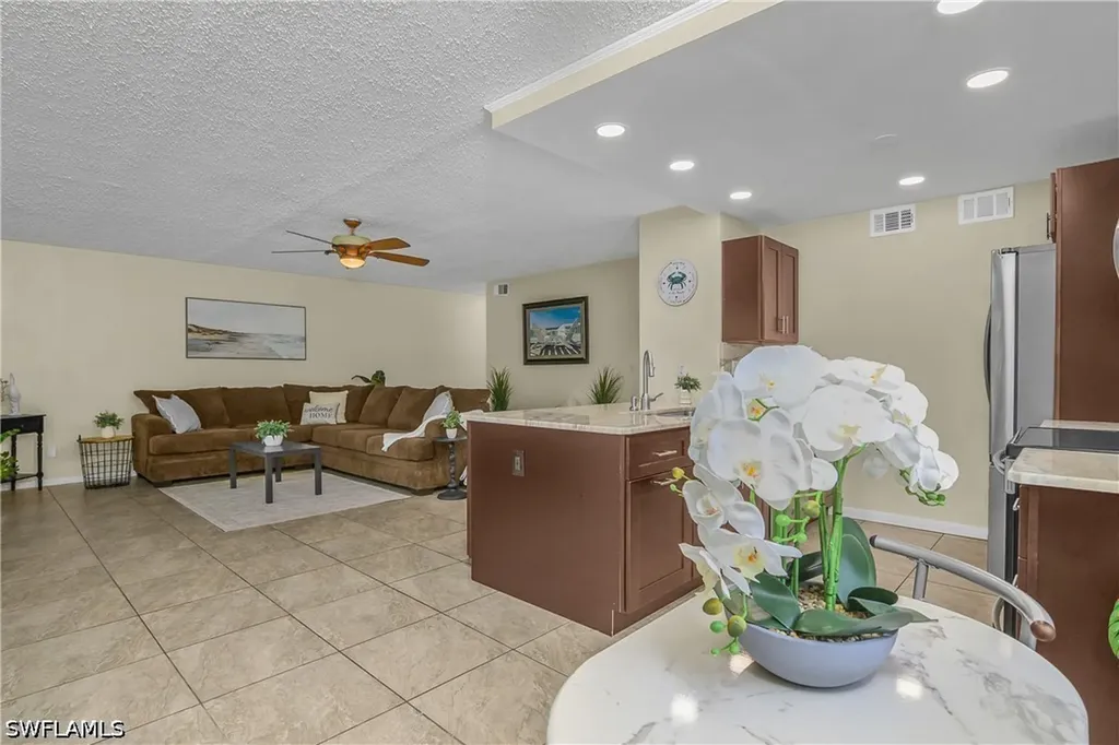4112 SE 19th Place Cape Coral FL 33904