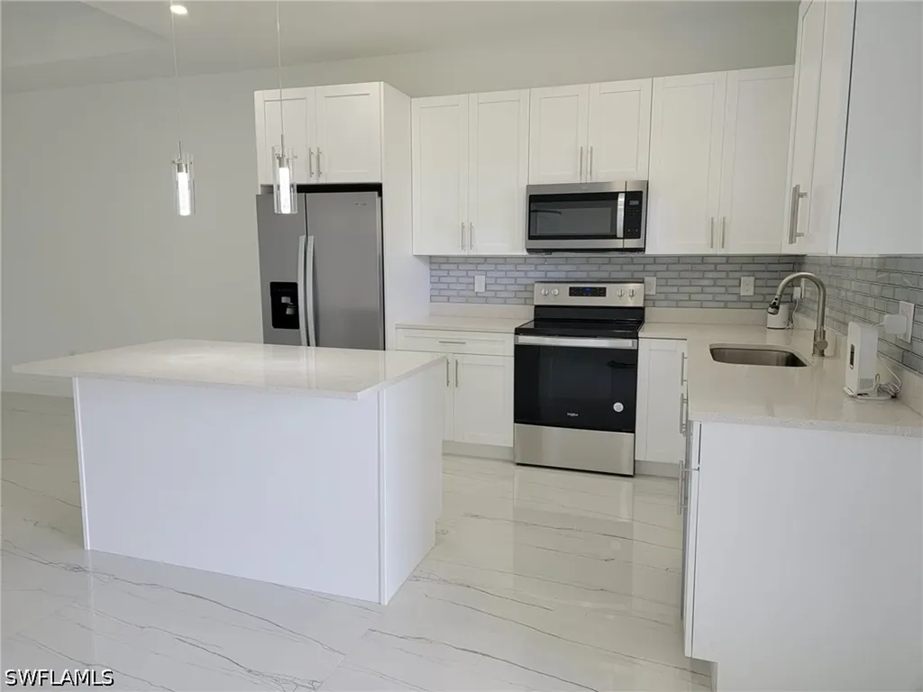 884-886 Milwaukee Boulevard Lehigh Acres FL 33974