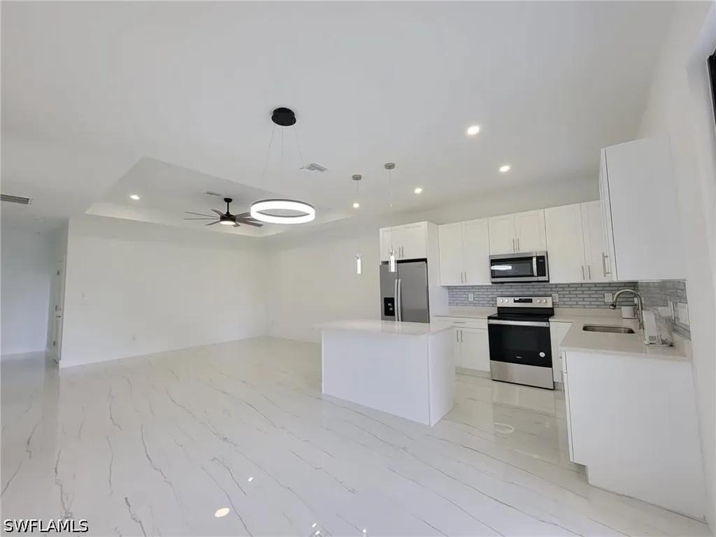884-886 Milwaukee Boulevard Lehigh Acres FL 33974