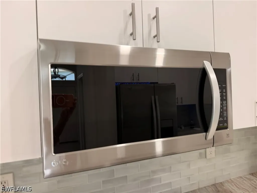 5332 Whitten Drive Naples FL 34104
