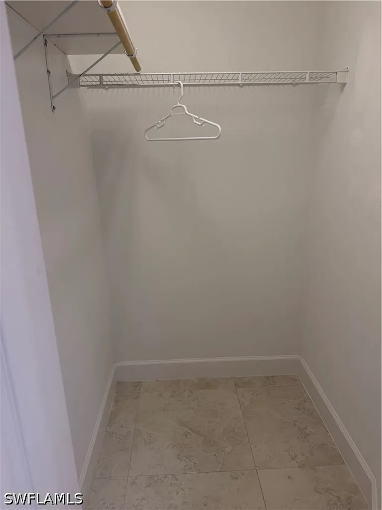 5332 Whitten Drive Naples FL 34104