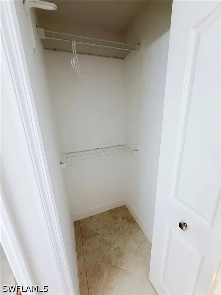 5332 Whitten Drive Naples FL 34104