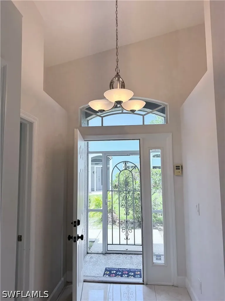5332 Whitten Drive Naples FL 34104