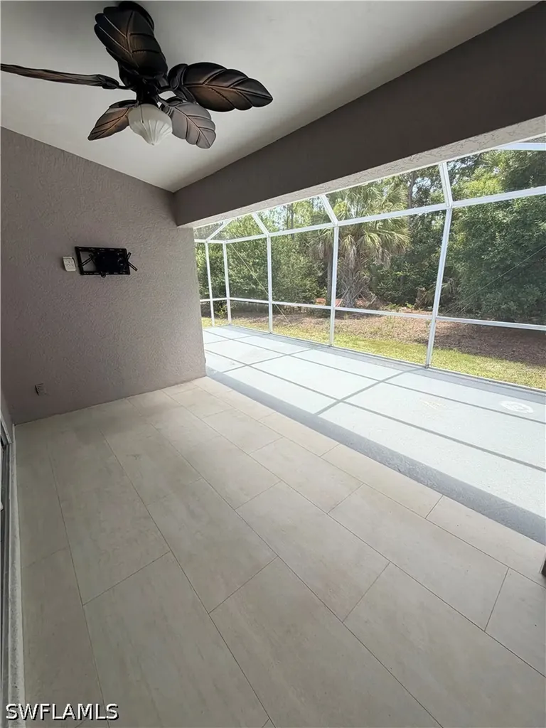 5332 Whitten Drive Naples FL 34104