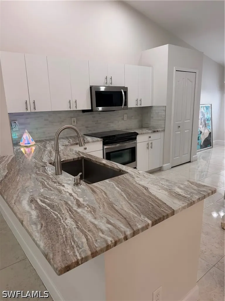 5332 Whitten Drive Naples FL 34104