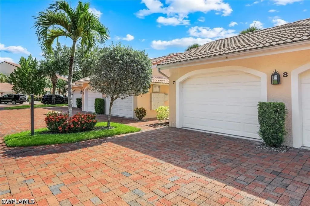 2036 Cascades Drive Naples FL 34112