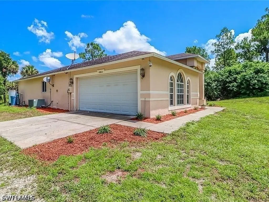 4365 22nd Avenue SE Naples FL 34117