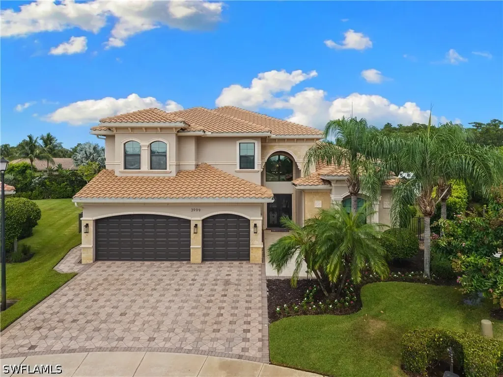 3999 Bering Court Naples FL 34119