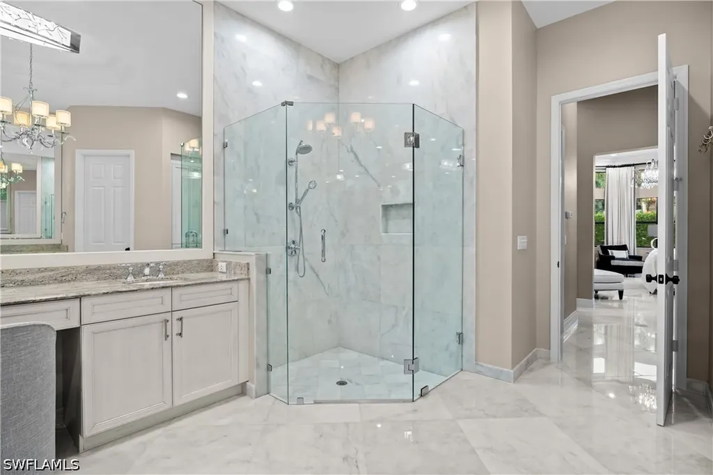3999 Bering Court Naples FL 34119