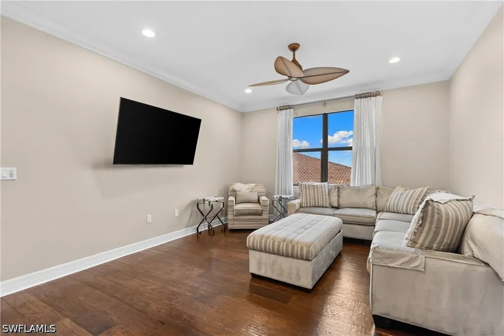 3999 Bering Court Naples FL 34119