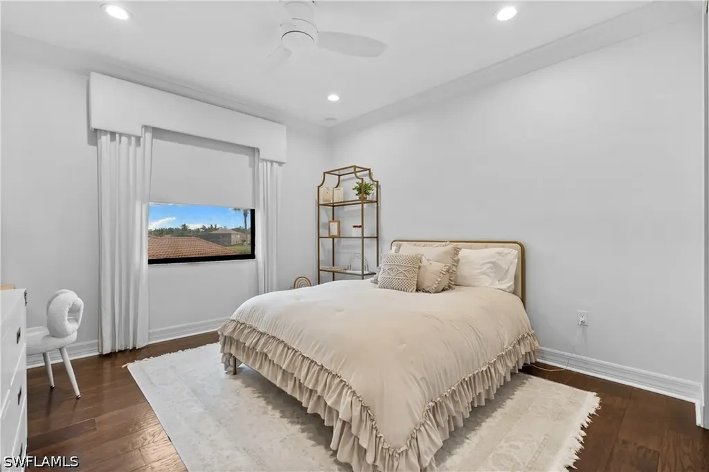 3999 Bering Court Naples FL 34119