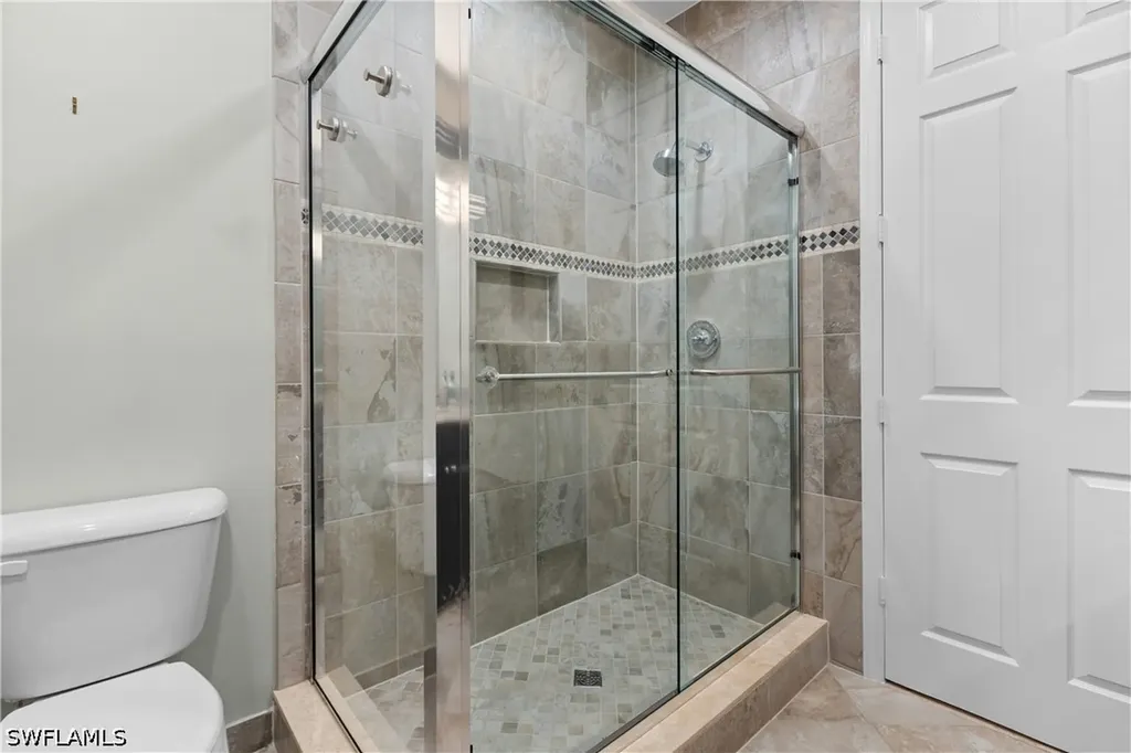 3999 Bering Court Naples FL 34119