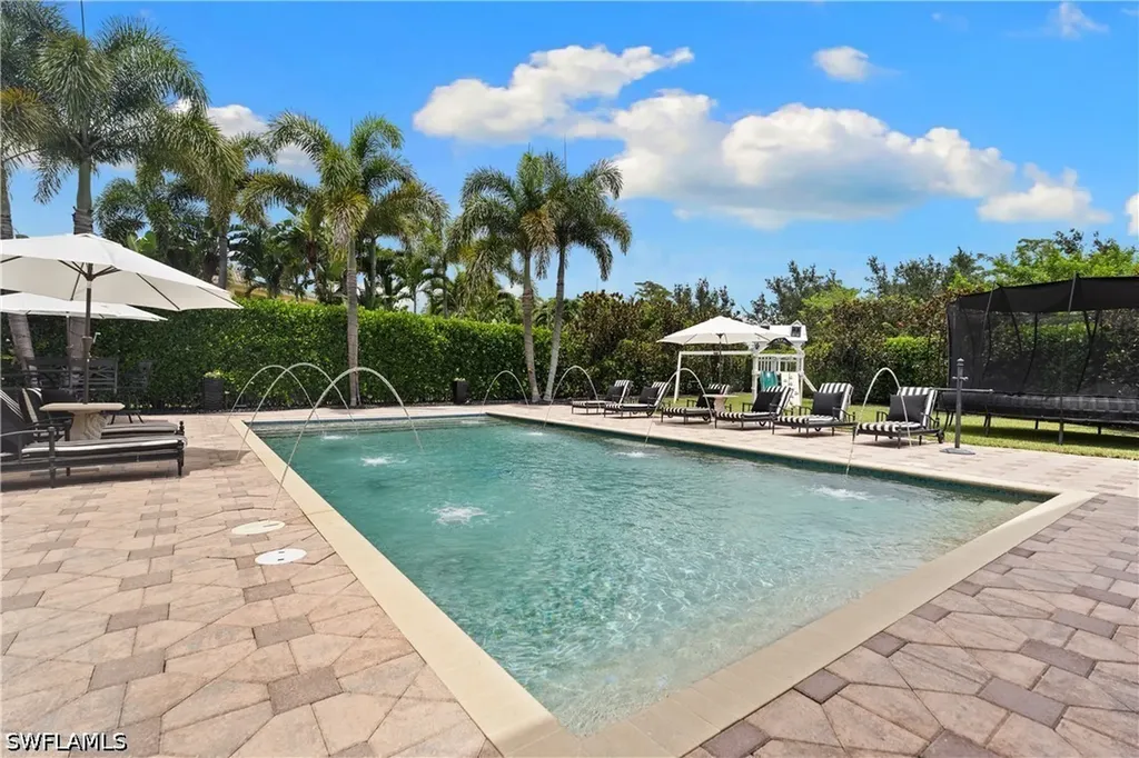 3999 Bering Court Naples FL 34119