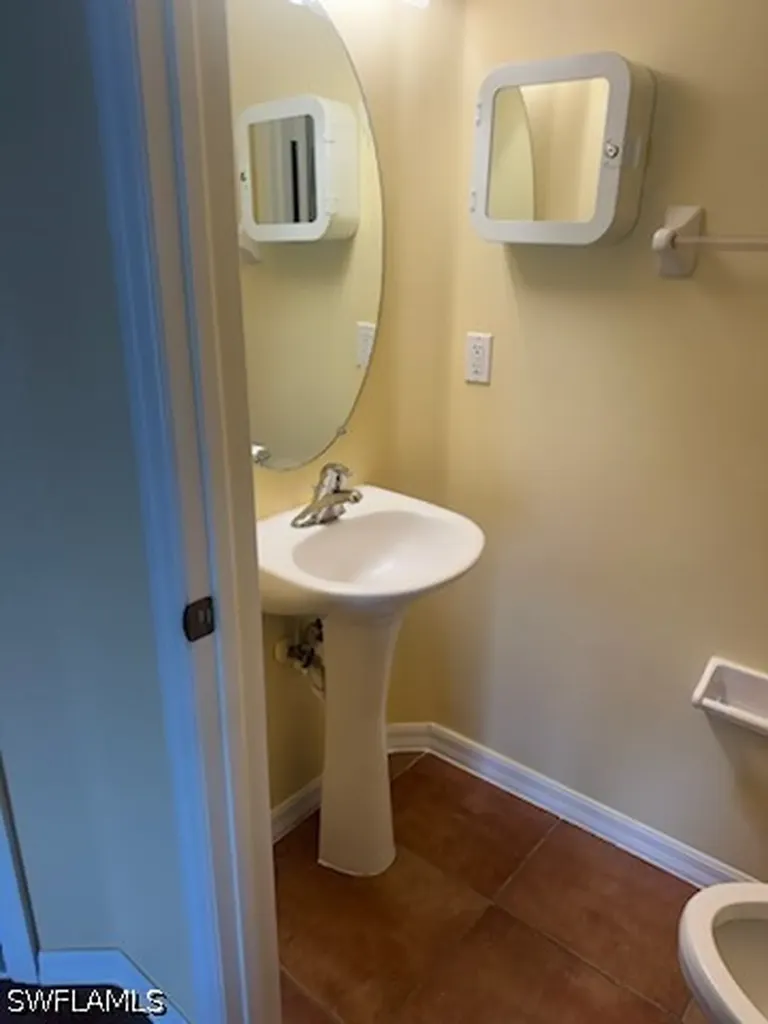 15622 Summit Place Circle Naples FL 34119