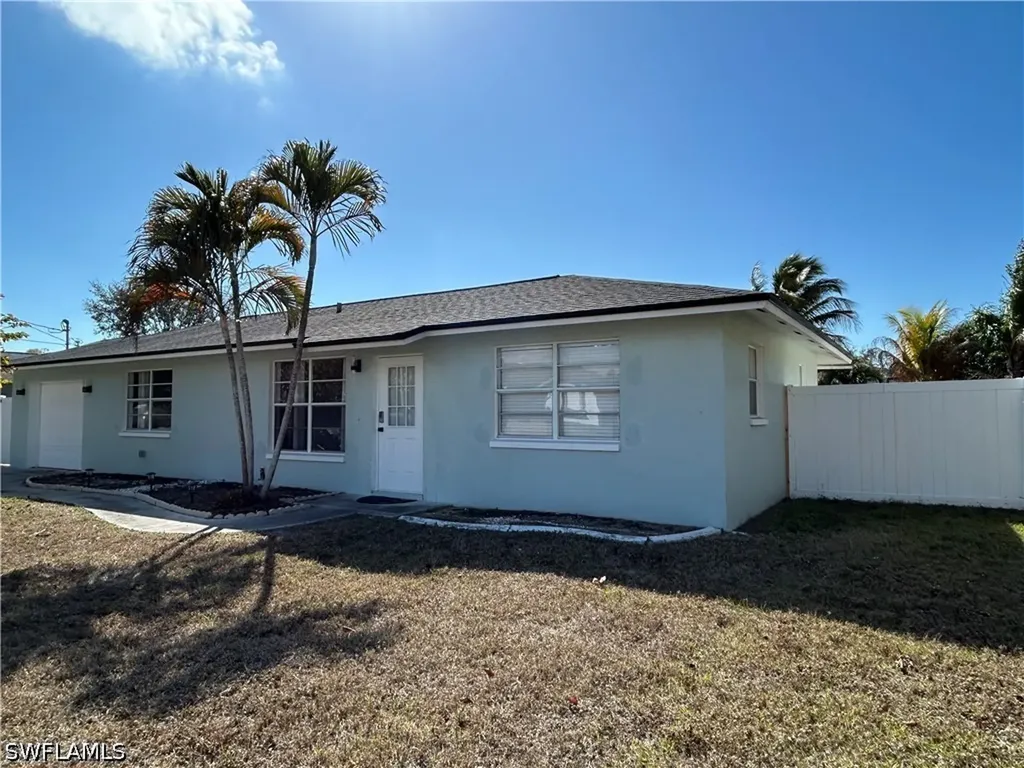 1428 SE 20th Avenue Cape Coral FL 33990
