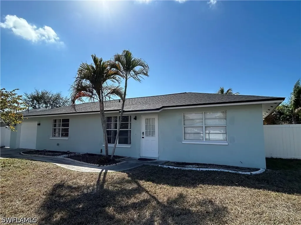 1428 SE 20th Avenue Cape Coral FL 33990