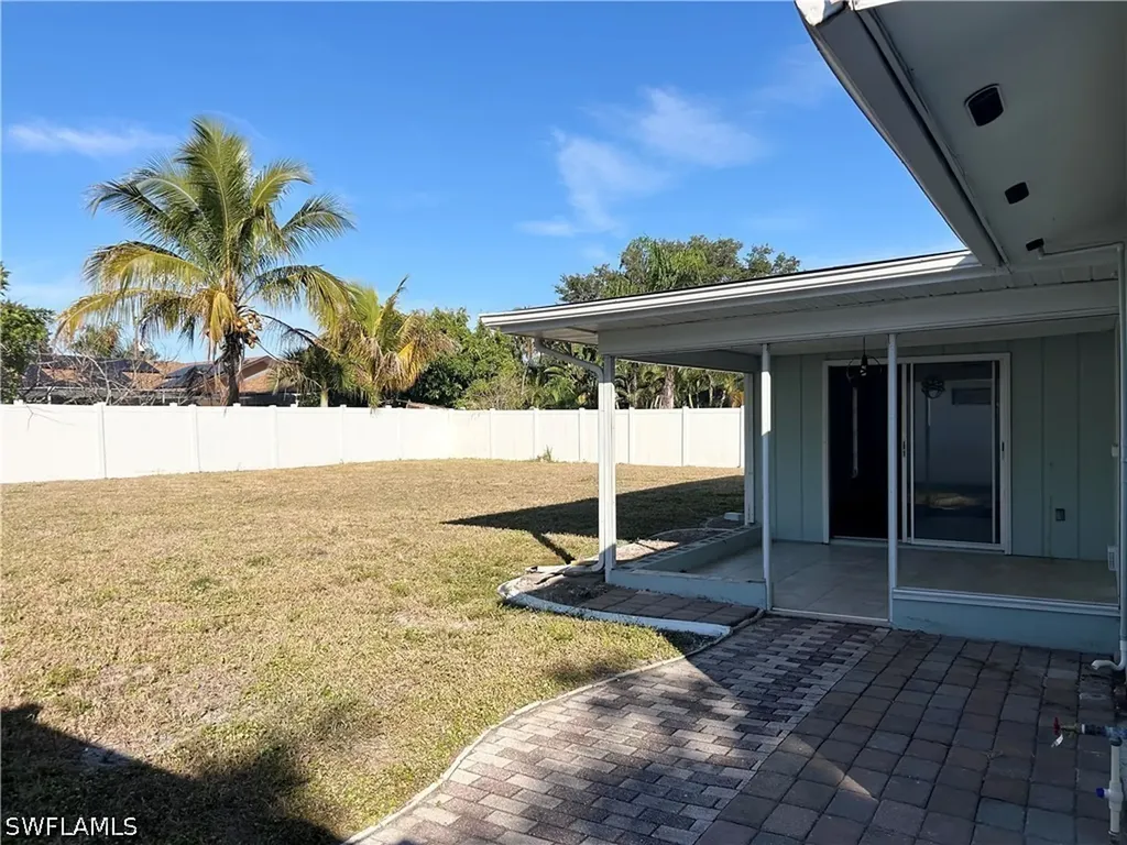 1428 SE 20th Avenue Cape Coral FL 33990