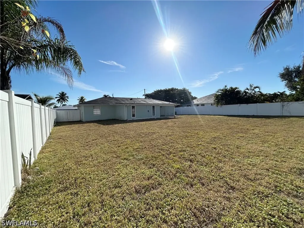 1428 SE 20th Avenue Cape Coral FL 33990