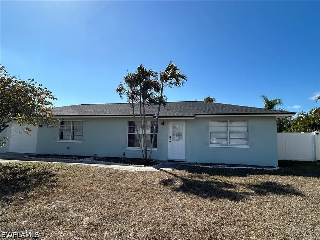 1428 SE 20th Avenue Cape Coral FL 33990