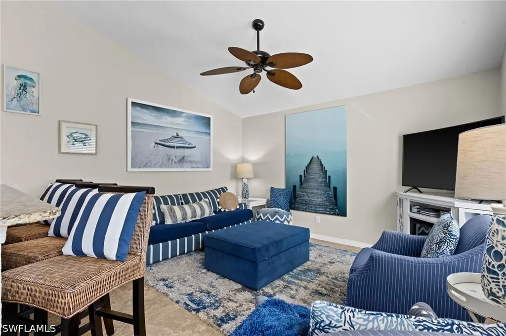 105 W Hilo Street Naples FL 34113
