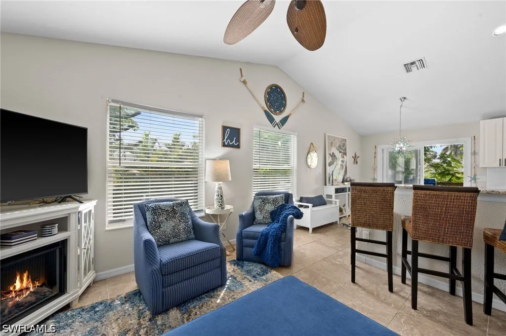105 W Hilo Street Naples FL 34113