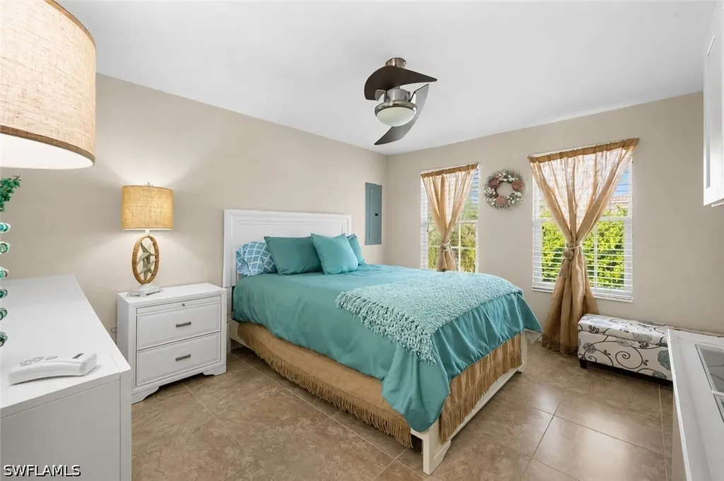 105 W Hilo Street Naples FL 34113