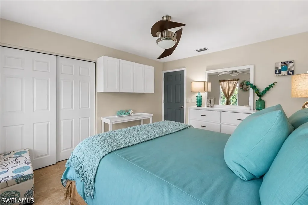 105 W Hilo Street Naples FL 34113