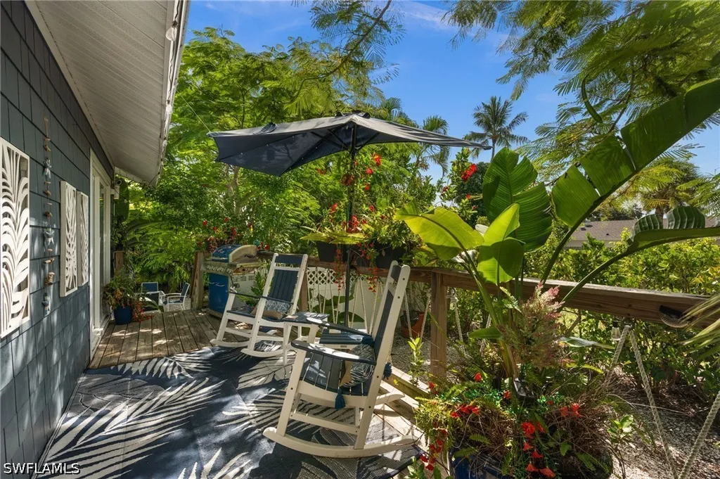 105 W Hilo Street Naples FL 34113