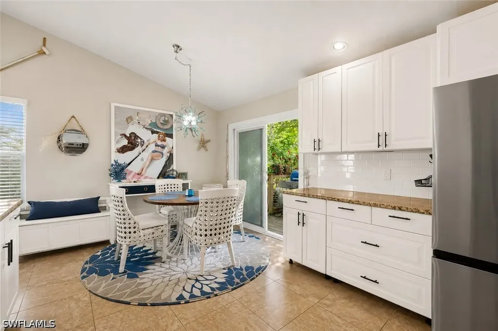 105 W Hilo Street Naples FL 34113