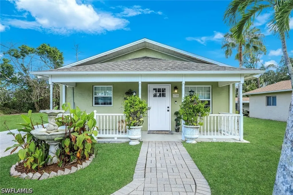 2385 Sunset Avenue Naples FL 34112