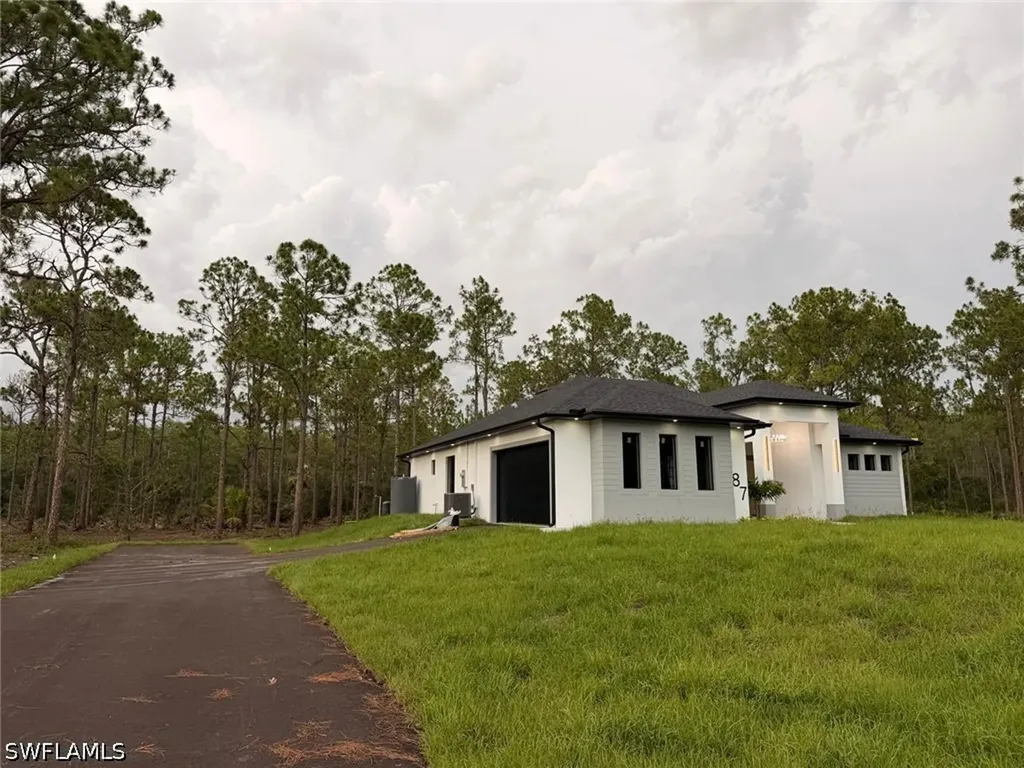 4587 45th Avenue NE Naples FL 34120