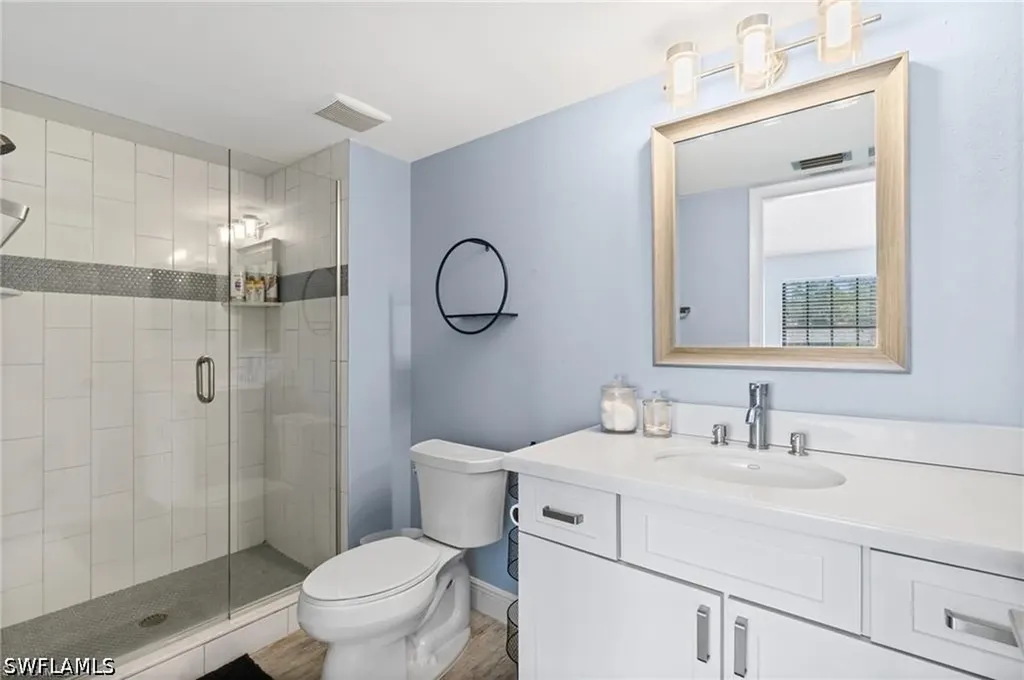 800 Meadowland Drive Naples FL 34108