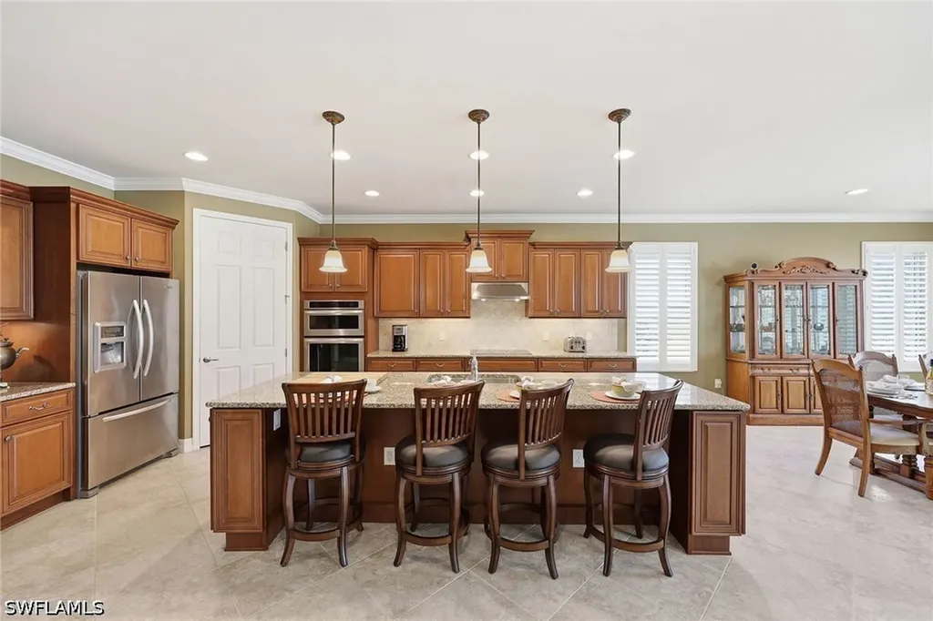 8562 Veronawalk Circle Naples FL 34114